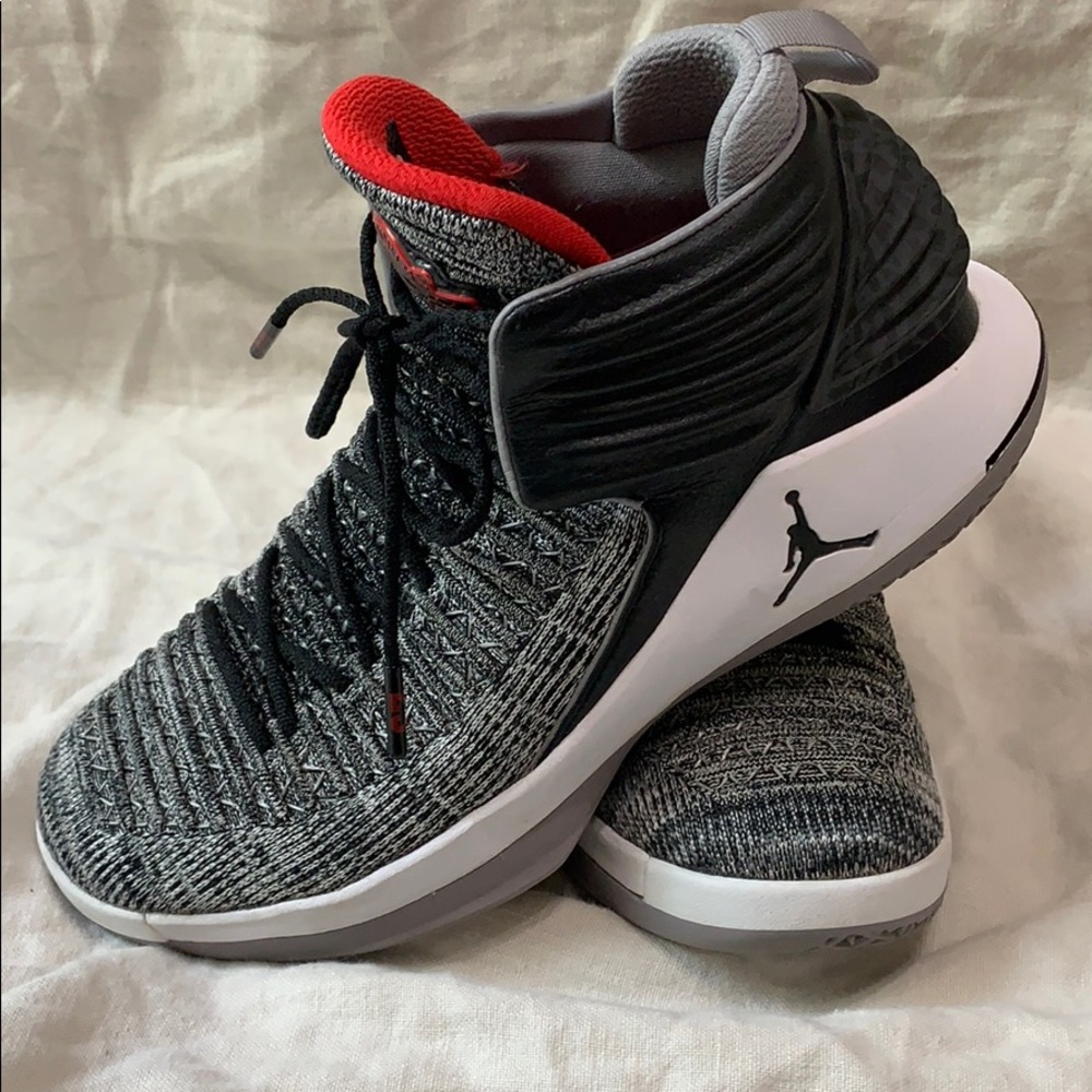 NIKE AIR JORDAN XXXII 32 "MVP"BLACK-RED-WHITE SIZE